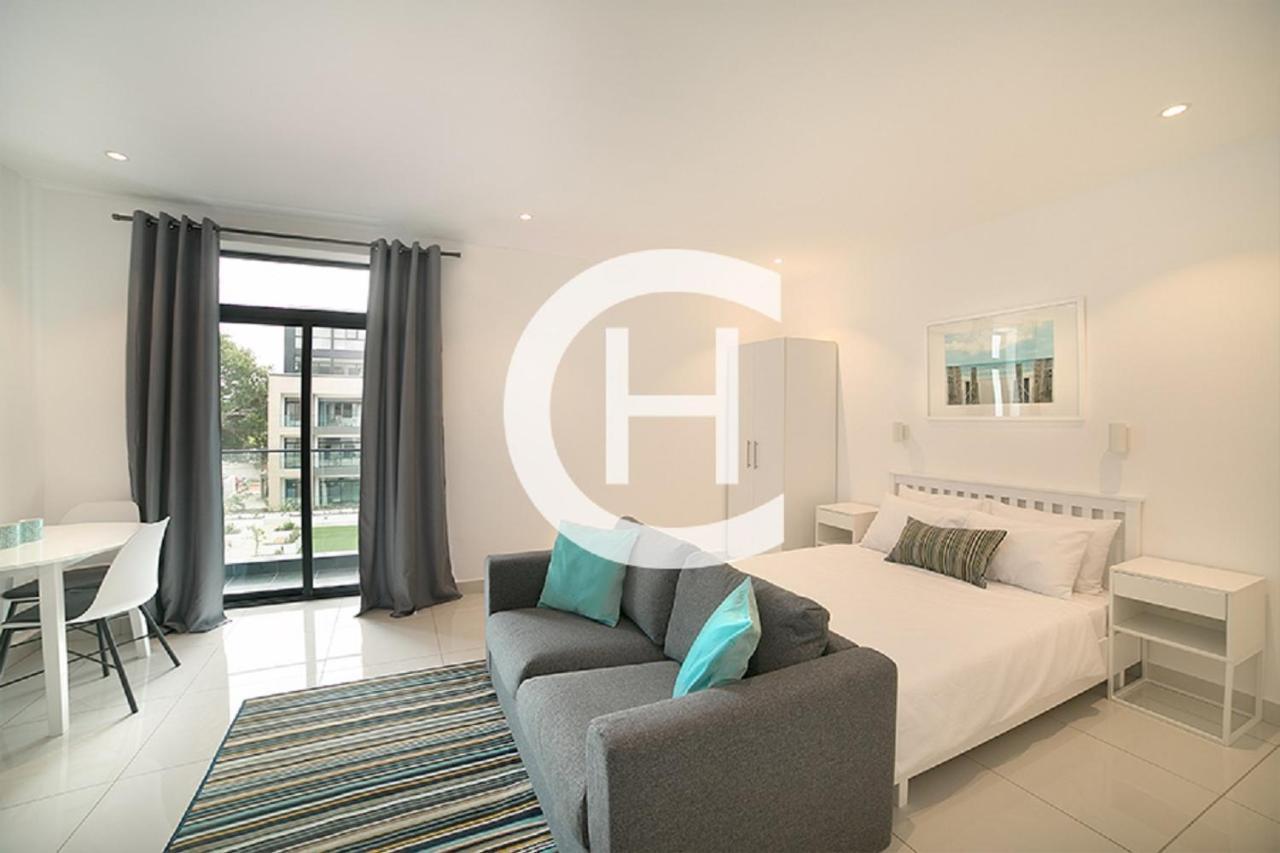 Embassy Gardens By Clifton Homes Accra Esterno foto
